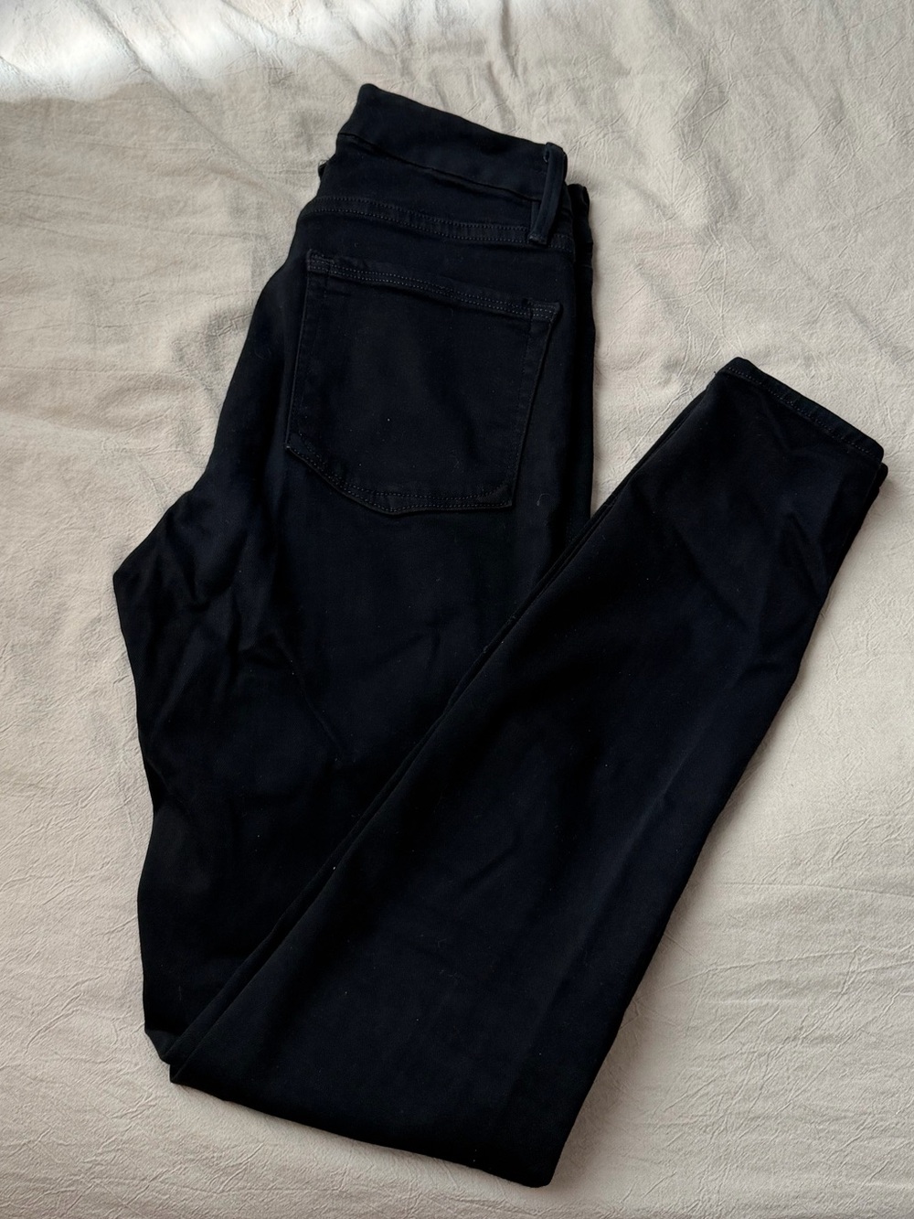 Good American Black Skinny Jeans - High-Rise Slim Fit - good waist